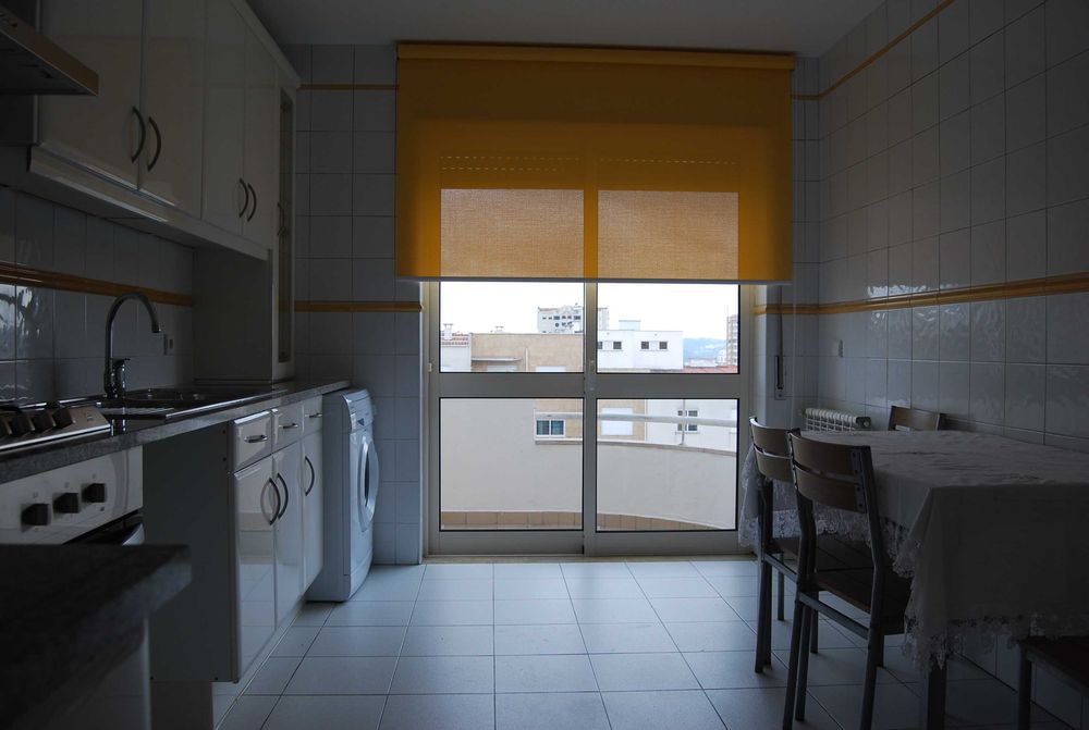 Quarto individual a estudante perto do Hospital Universitário, Coimbra