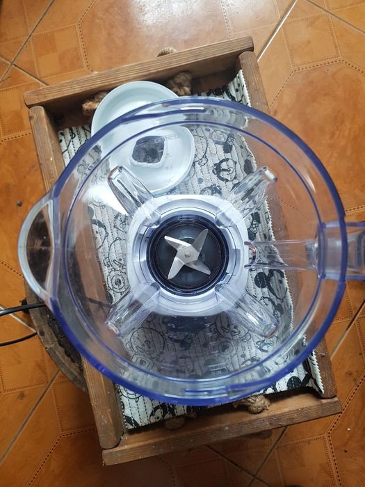 Блендер Tefal Blendforce