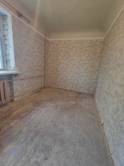 Продам 2 комнатная квартира пос. Жуковского , Ак.Проскуры. Недорого!