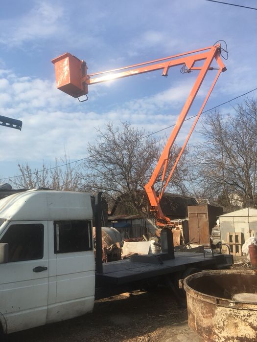 Продам автовышку 14метров