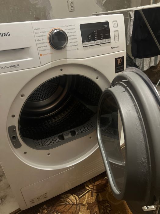 Сушильна машина Samsung DV81