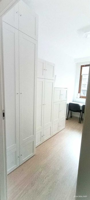 Wynajmę 3 Pokojowe | Przy metrze | z miejscem postojowym| Bezpośrednio