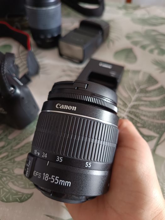 Canon EOS 1100D - kit completo