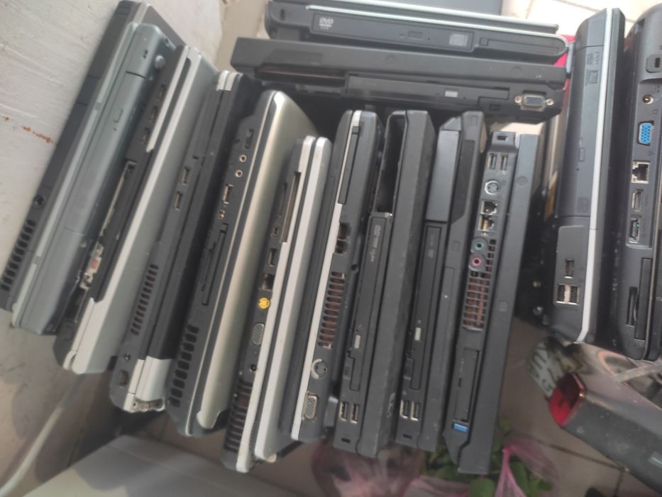 Колекція,лот ноутбук 15 штук з Германії.робочі.