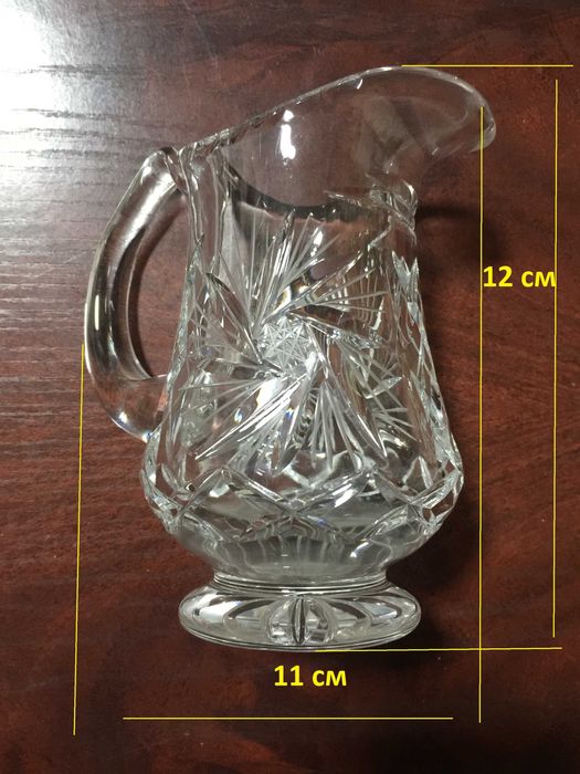 Кришталевий вінтажний глечик,кувшин,молочник