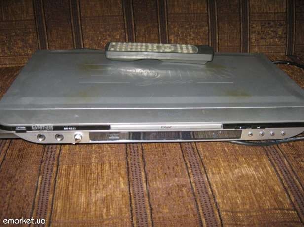 DVD Brotners Відеопргравач