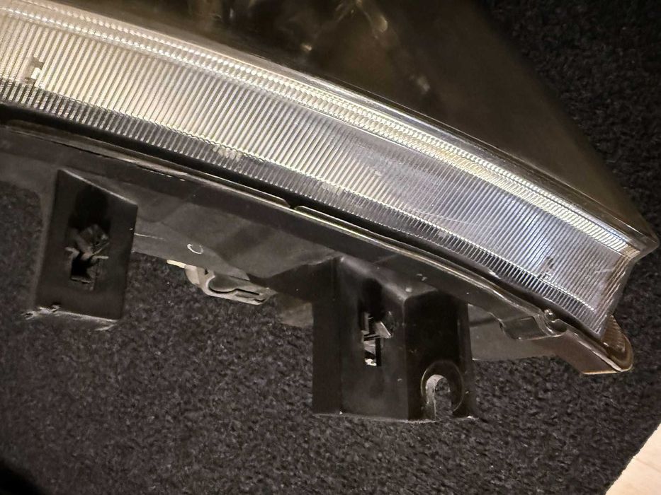 Reflektor Nissan Pathfinder R51 Xenon