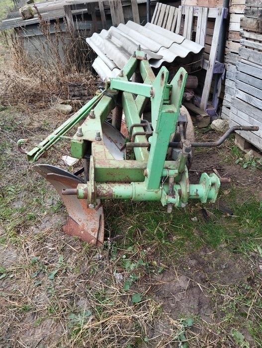 Плуг Бомет 3-25 польский