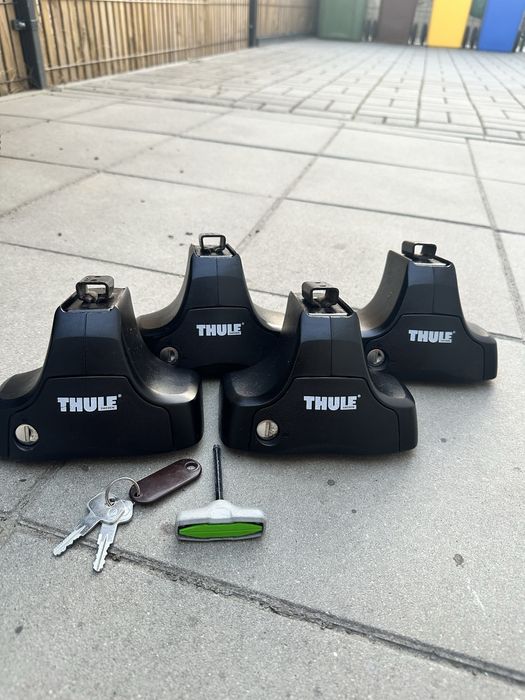 Stopy Thule 754 stan idealny