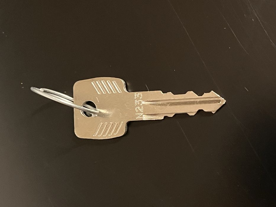 Chave Thule para barras e malas N233