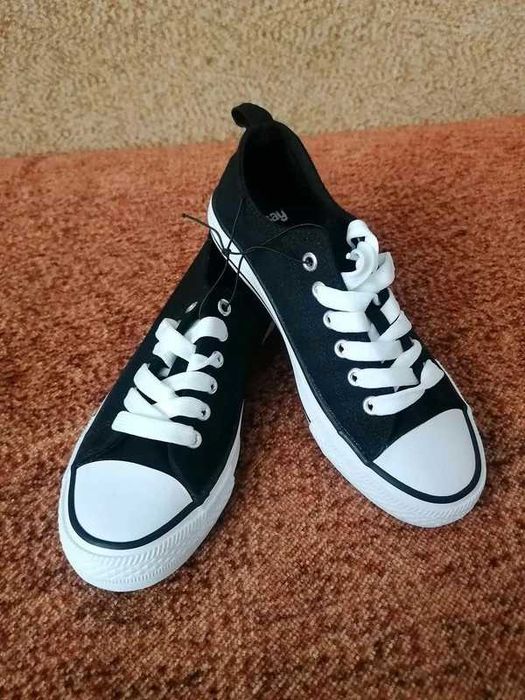 Trampki , Nowe, Sinsay, rozmiar 36