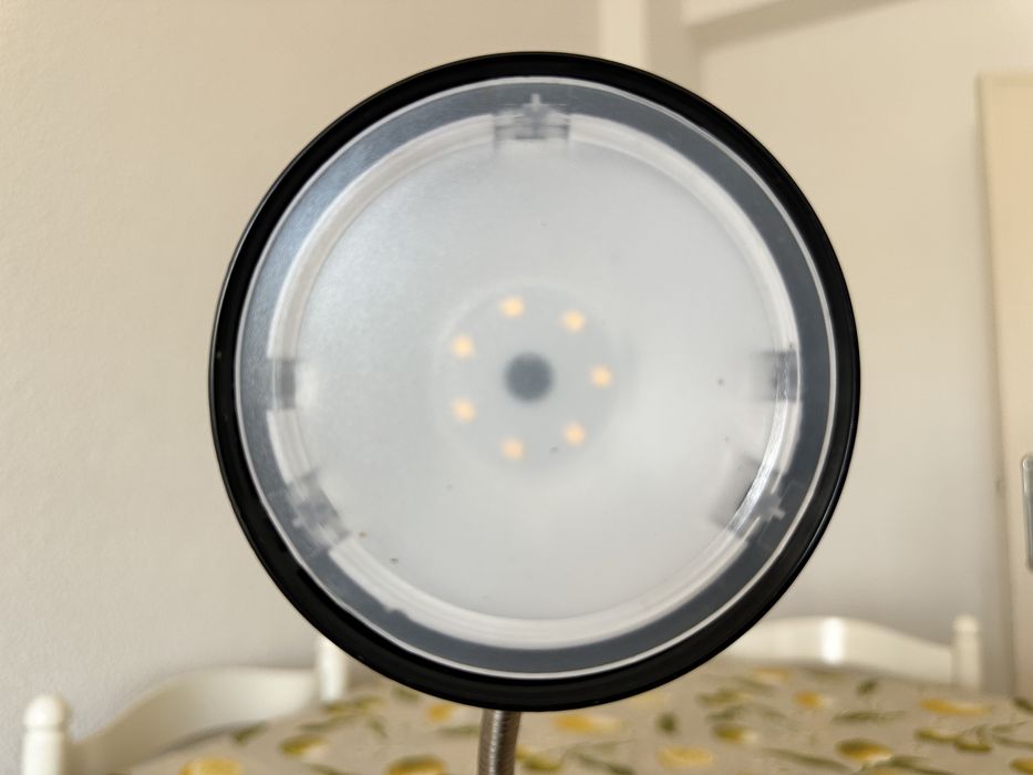 Luminária de meda LED dobravel