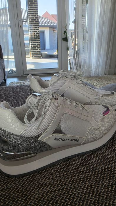 Кросівки michael kors 36 розмір