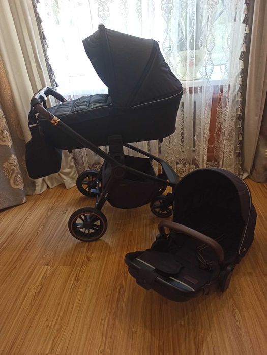 Продам carrello Epica 2в1,