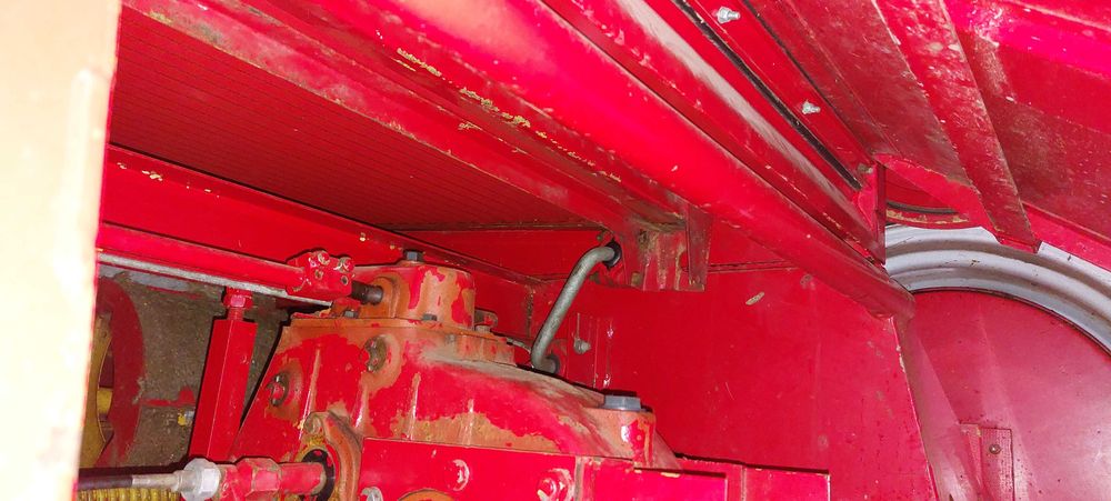 Зернозбиральний комбайн Massey Ferguson 16 2.7m