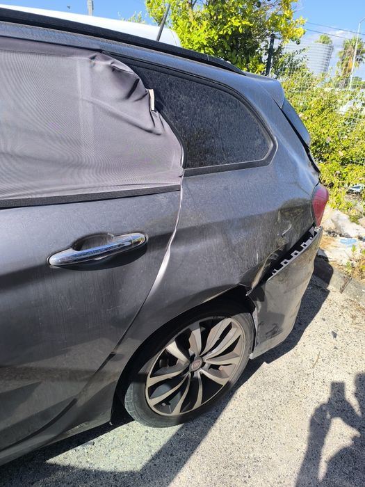 Fiat tipo SW 1.3 salvado
