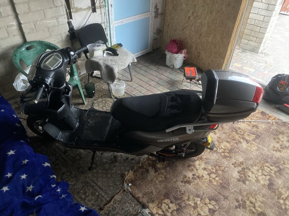 Продаем електро скутер