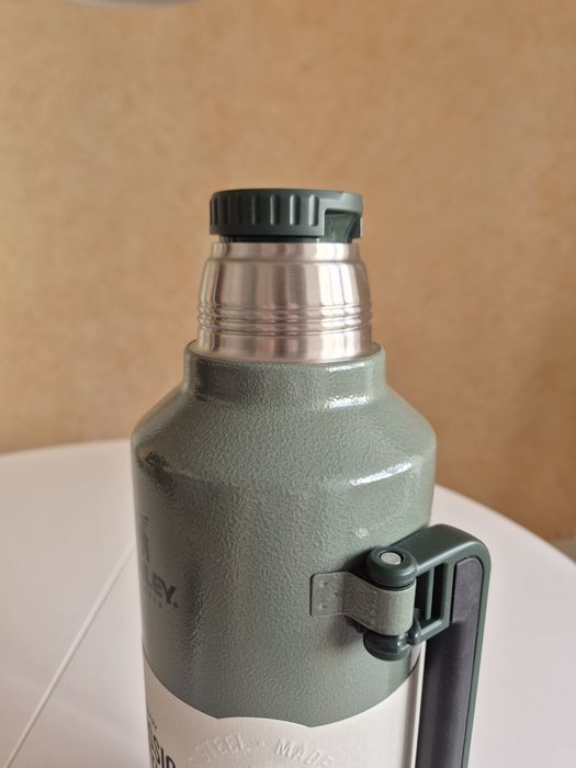 Термос Stanley 2.3 л Legendary Classic Зелений з США великий