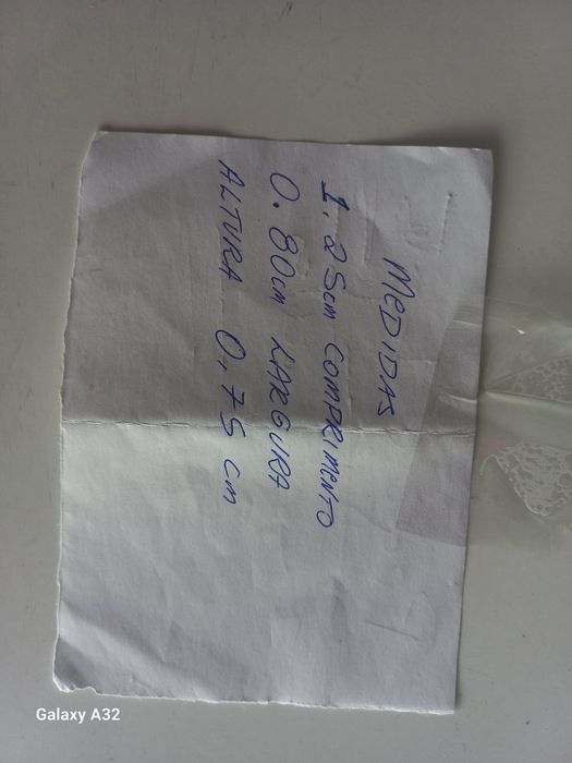 Aceito troca em maquina de Costura urgente Mesa de ferro com  tampo d