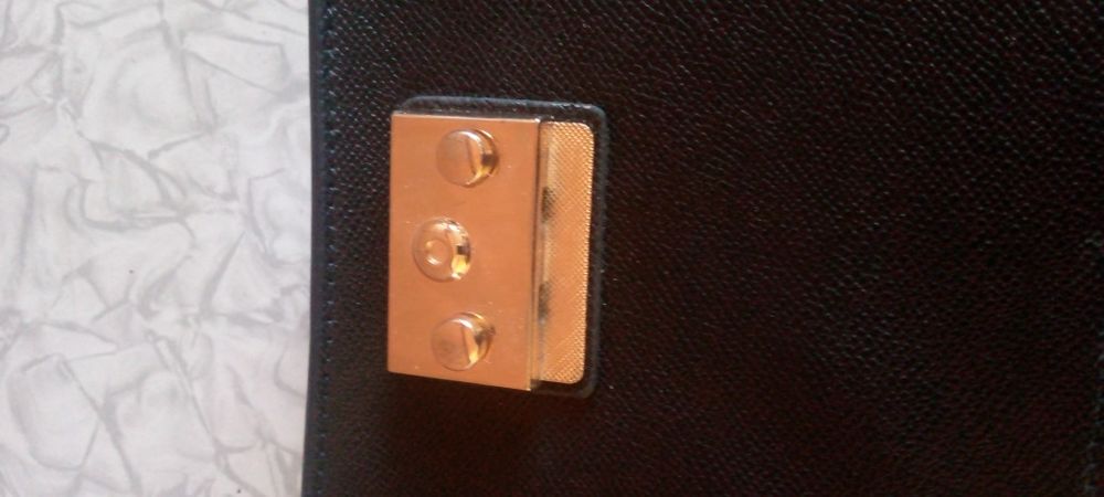 Сумка крос- боді FURLA.