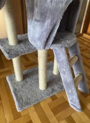 Будинок для кота з кігтеточкою