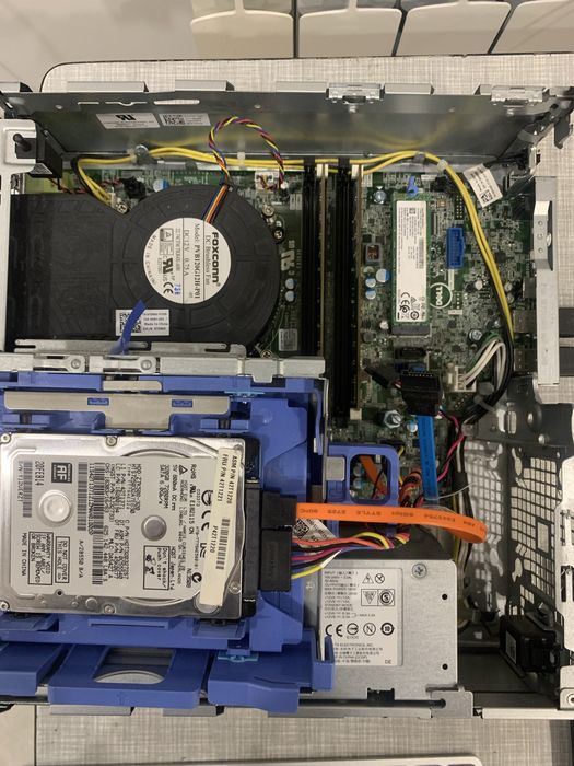 Dell optiplex D7050 intel 7600 ram 16gb ssd 120gb /320gb hdd win10pro