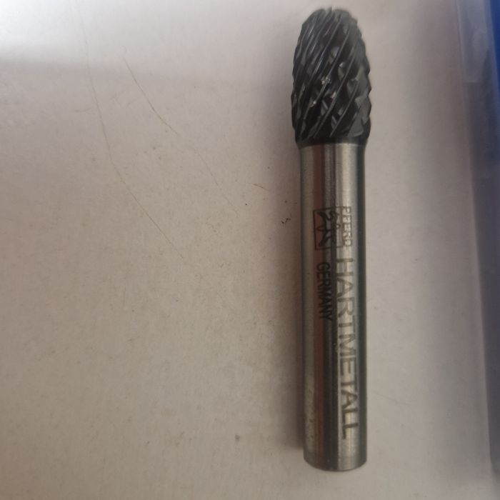 WYPRZEDAZ Frezy/pilniki obrotowe fi 8 firmy Pferd