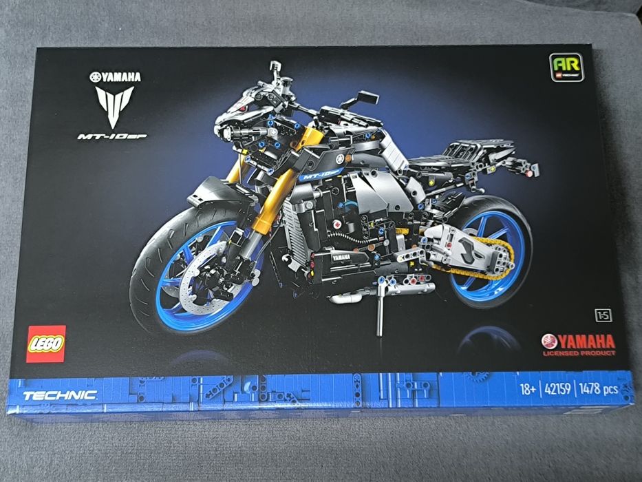 LEGO Technic Yamaha MT10 SP- 42159 *NOVO*