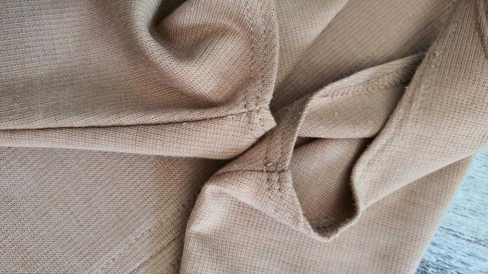 Sukienka na ramiączkach Zara Trafaluc, kolor nude, rozmiar S.