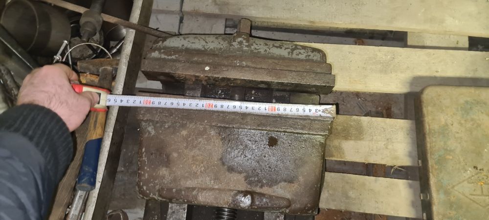 Лещата станочні (тиски) ссср