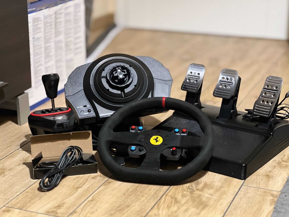 Kierownica Thrustmaster T300RS Alcantara Edition + Shifter TH8S