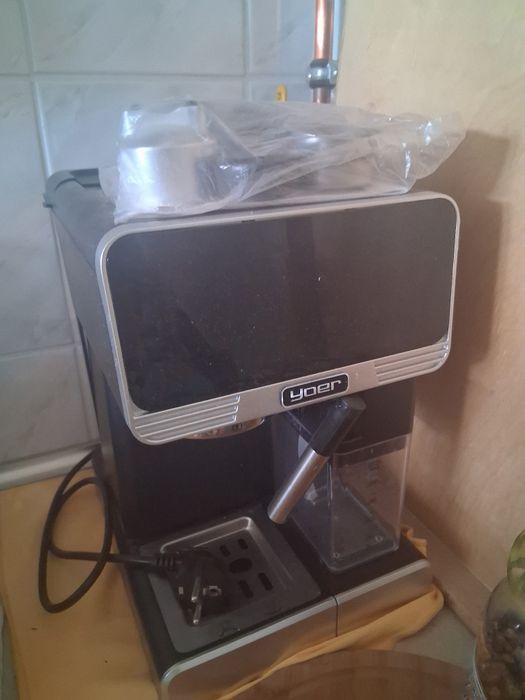 Ekspres do kawy YOER Polecam