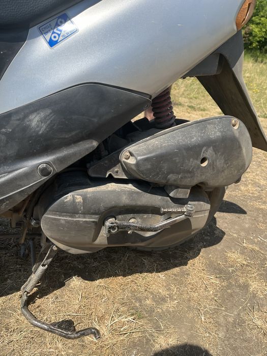 Продам скутер Suzuki Lets 2 new