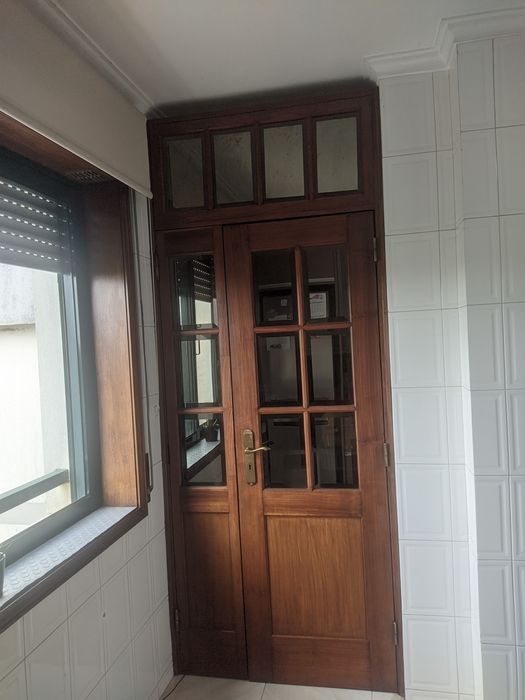 Porta interior dupla