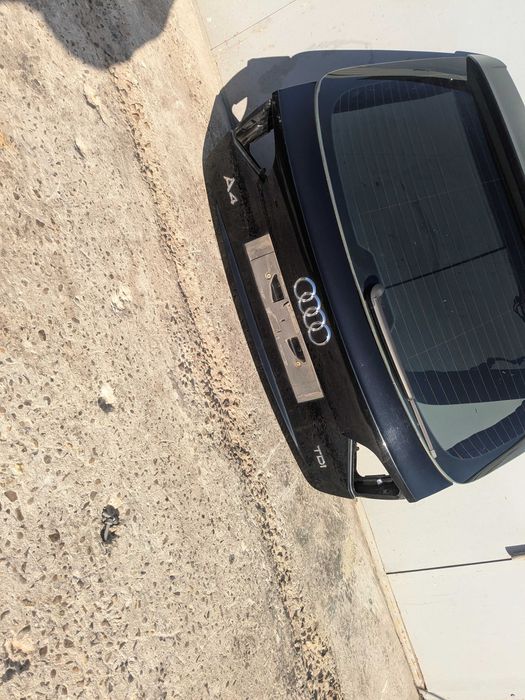 Кришка Багажника Audi A4 B8 12-16р. Ауді А4Б8 Оригинал Ляда Колір LY9T