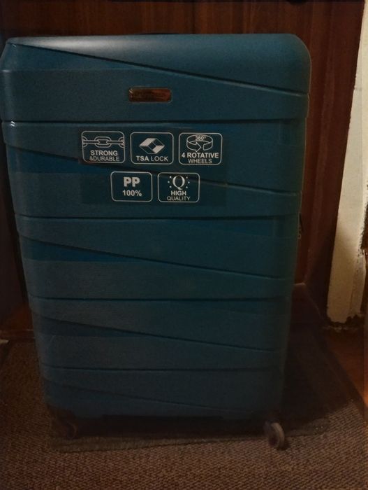 Sprzedam dużą walizkę marki Wittchen