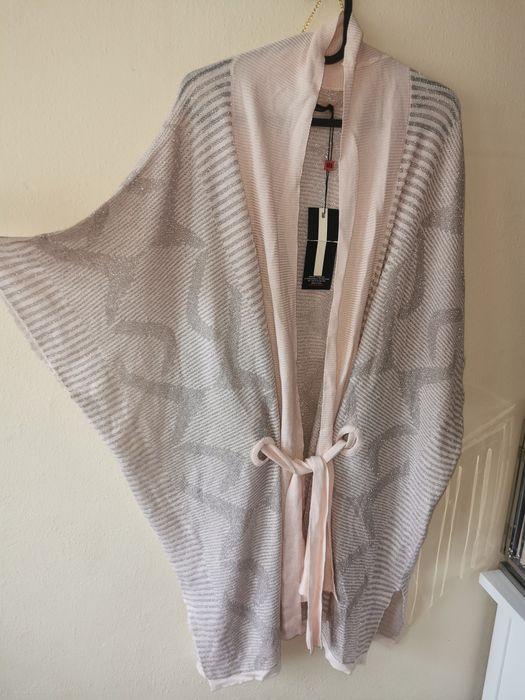 Sweter narzutka Monnari