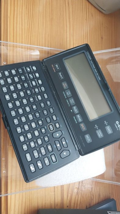Продам   электрон. записные книжки Citizen и Casio  винтаж. РАБОЧИЕ