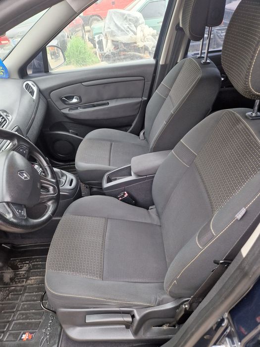 Renault Scenic 3 2009 року