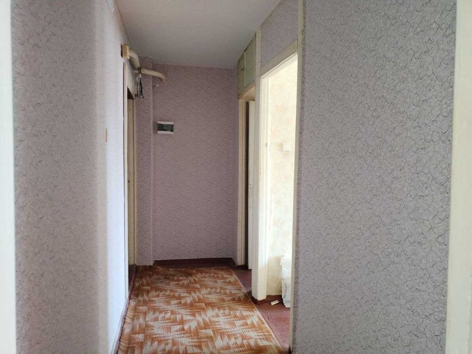 Двокімнатна в Фастові продаж.