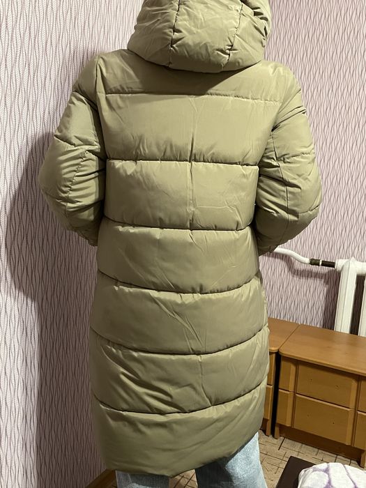 Зимова куртка розмір М