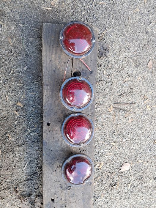 Стопи на трактор ,причеп