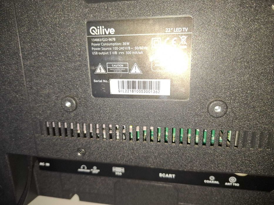 TV LED Qilive 22" (Modelo Q22-967B) – Funcional / Valor Fixo