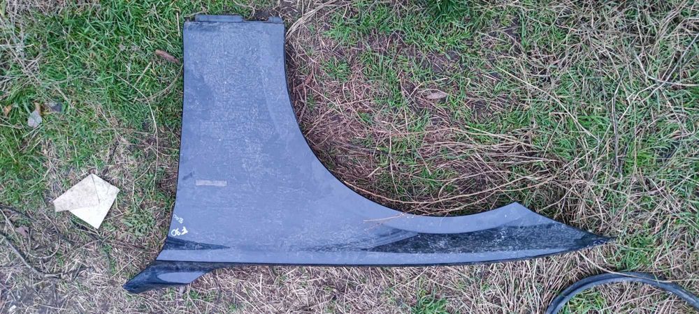 Крило ліве bmw f30