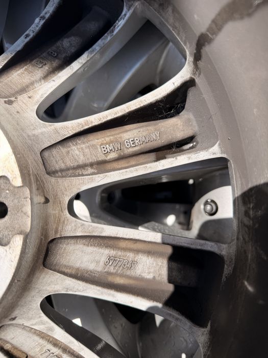 Jantes Originais BMW 17” com Pneus Michelin