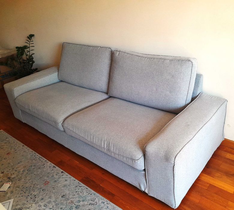 Sofá IKEA KIVIK 3 lugares em muito bom estado