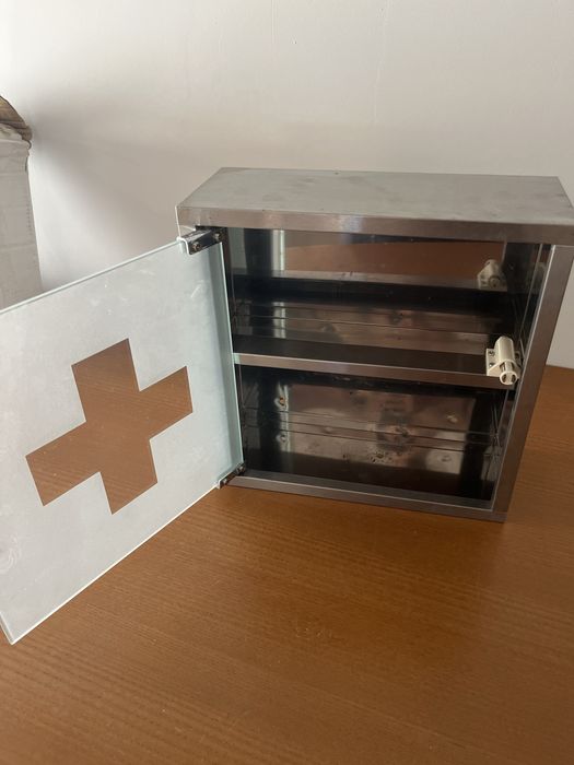 Caixa de primeiros Socorros em alumínio