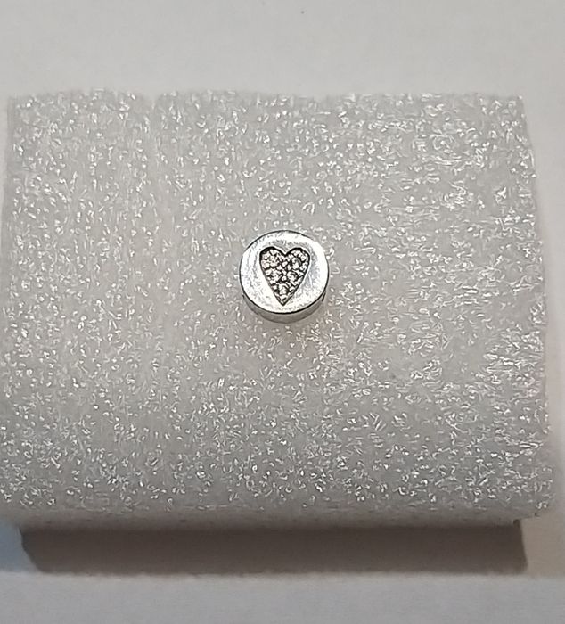 Beads/ Charm srebrne serce z cyrkoniami YES