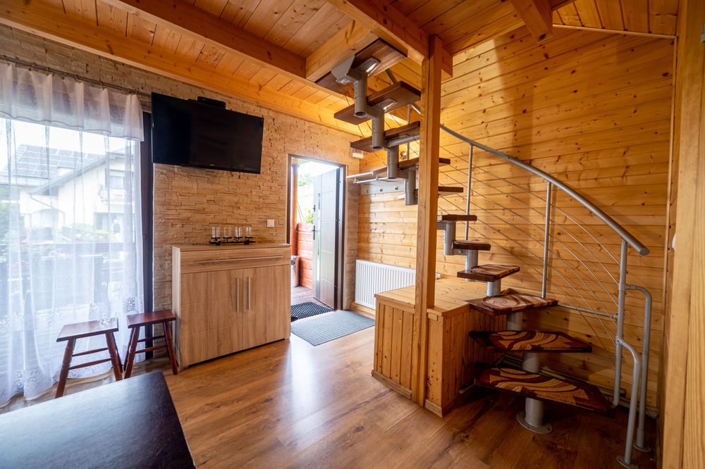 Domek w Chmielnie nad samym jeziorem