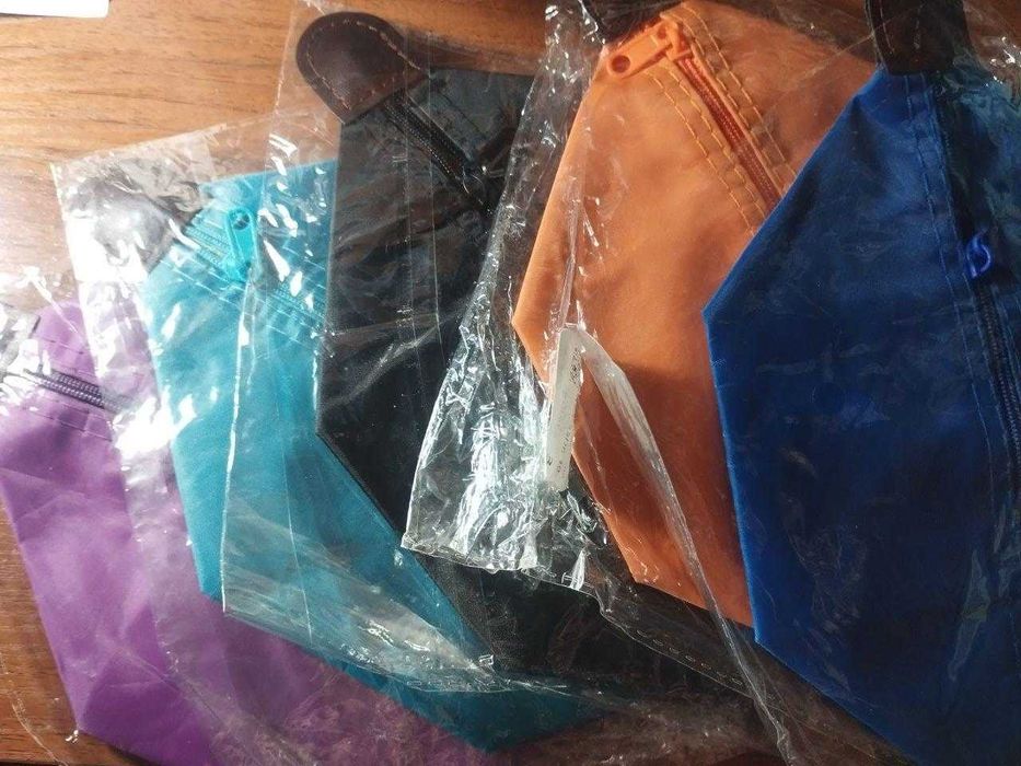 Маленькая корейская косметичка